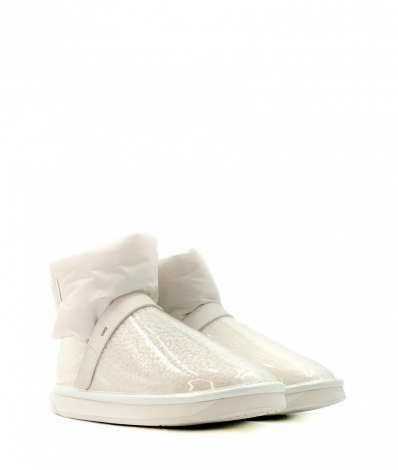 ДУТИКИ UGG CLEAR QUILTY BOOT White